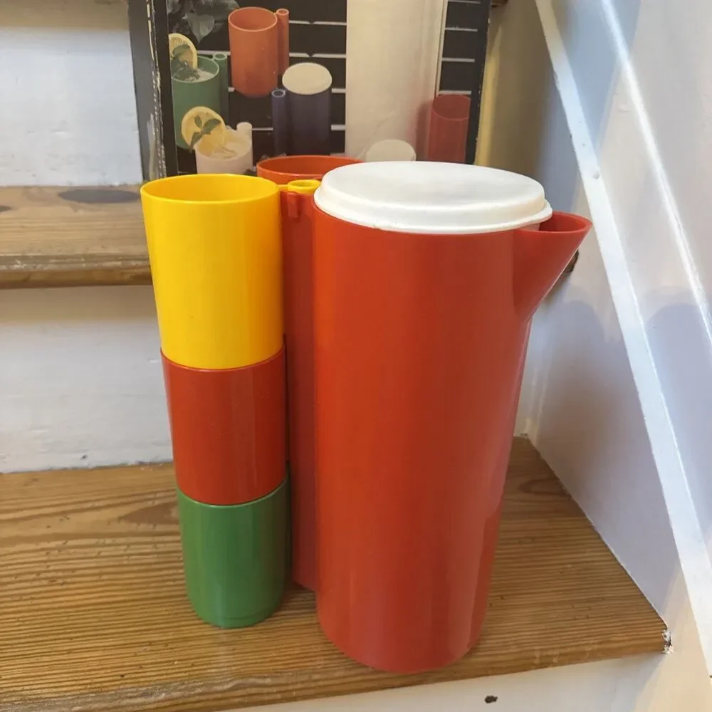 Vintage 1970s Ingrid Drink Connection Picnic Pitcher Cups Red Blue White Green